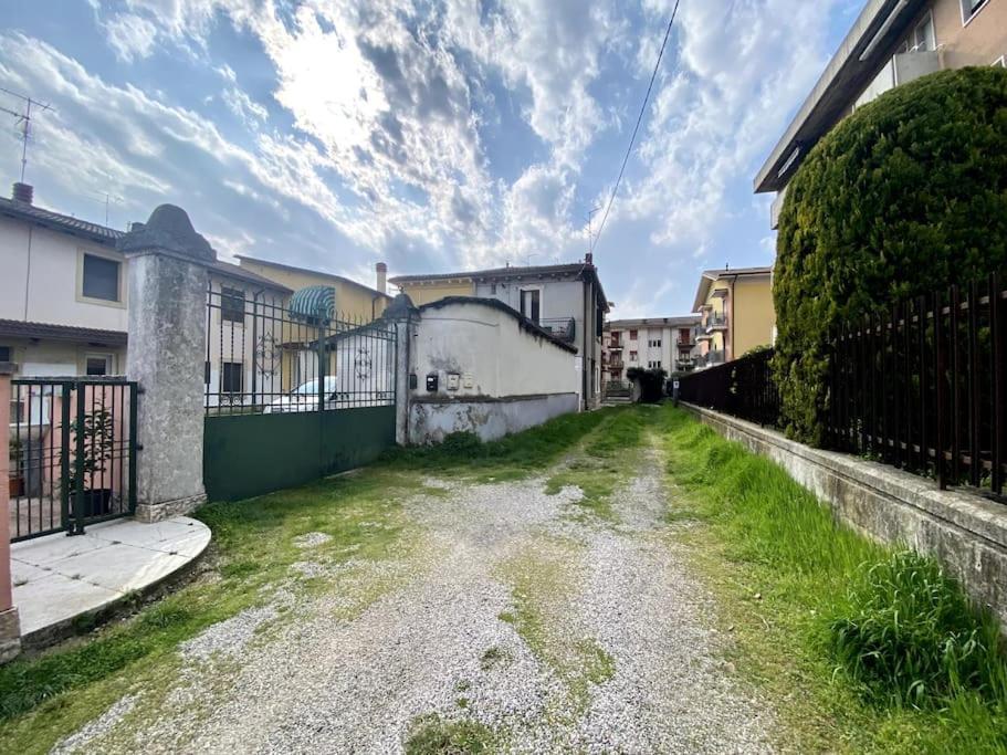 Zona Fiera A 10 Minuti Dal Centro Con Parcheggio Apartment Verona Ngoại thất bức ảnh